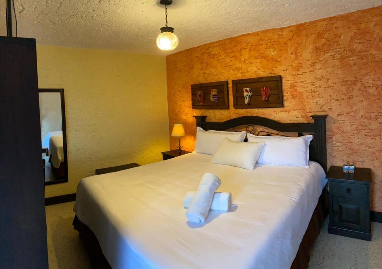 Hotel Posada San Pedro Антигуа-Гватемала Экстерьер фото